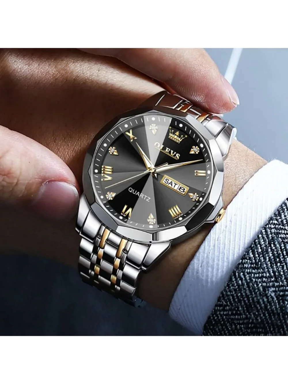 Men's Black Gold Diamond Analog Quartz Waterproof Silver Luminous Classic Watch